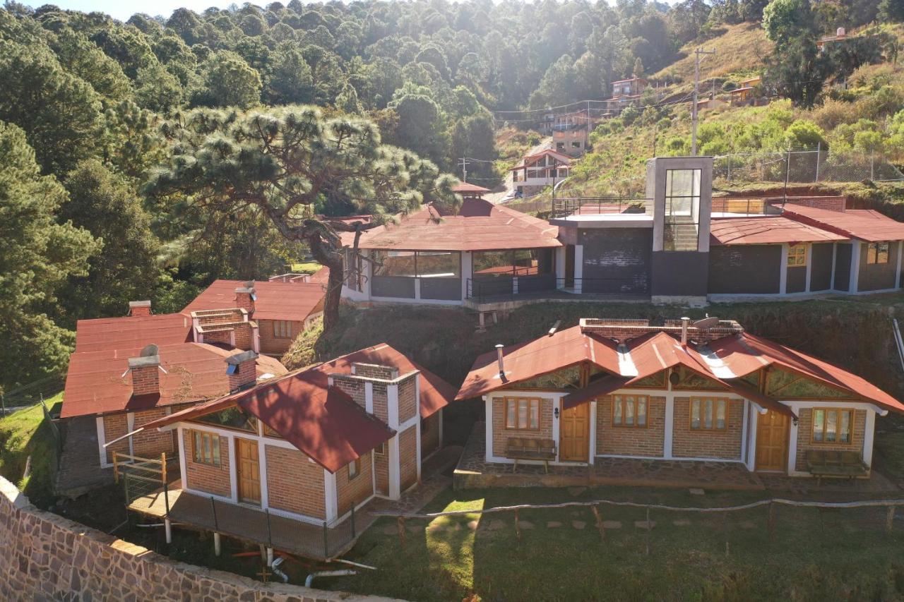 Los Pirineos Mazamitla Esterno foto